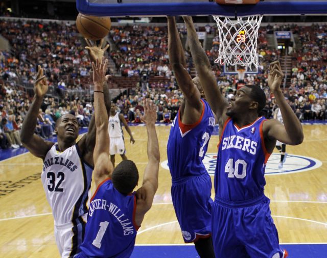 Κουφός και Καλάθης πρωταγωνιστές στη νίκη των Γκρίζλις